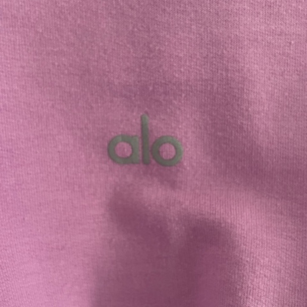 ALO YOGA Dreamy Crop Top Short Sleeve, Purple-ish/Pink 💜🩷 Size XS - Picture 4 of 8